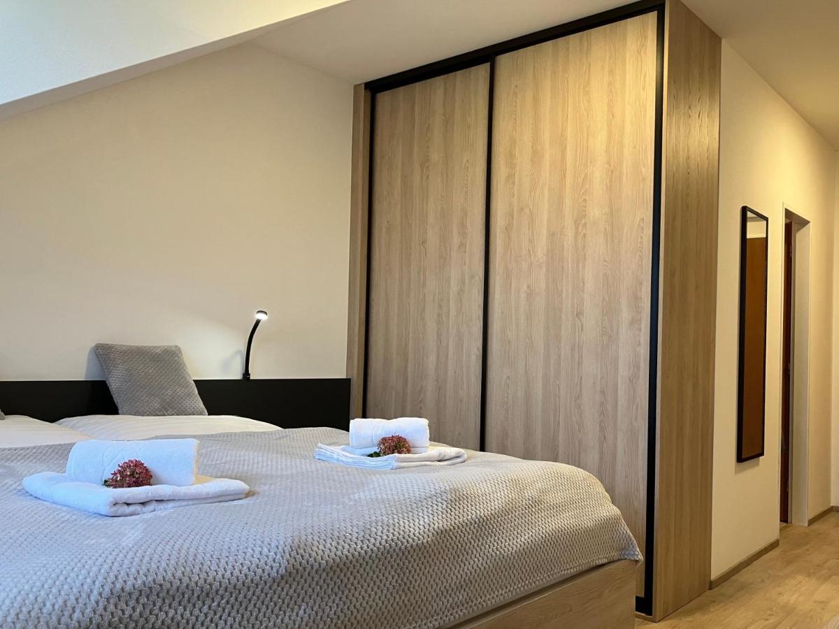 Apartman Nahore Vacov Екстериор снимка